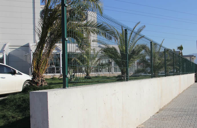 Single Panel Çit Uygulamaları